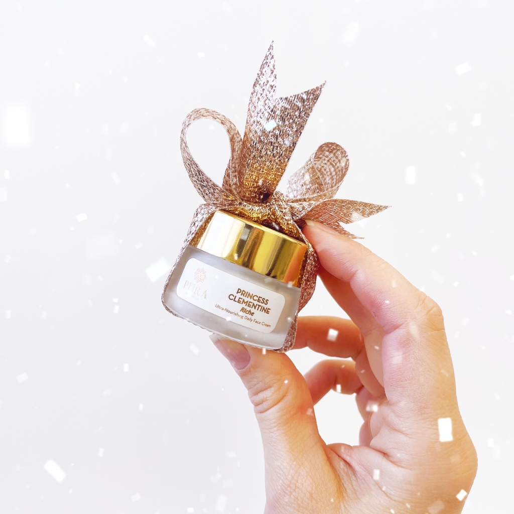 Our most hydrating Gift With Purchase Event starts today with a complimentary Princess Clementine Riche Deluxe Mini included with all orders of over $150. This offer is available until Tuesday at midnight🌙