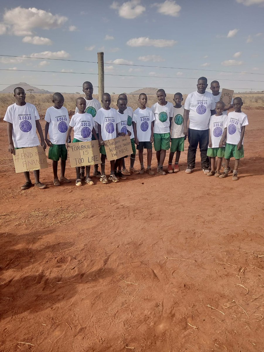 WildHeartKenya's tweet photo. 📍Voi, Kenya

Children from Imani Primary who's school borders a National Park took part in the climate strike, the persistent droughts have meant wild animals coming and and destroying their parents' farms.

#TomorrowIsTooLate @GretaThunberg @Fridays4future https://t.co/RLUsKqDTN4