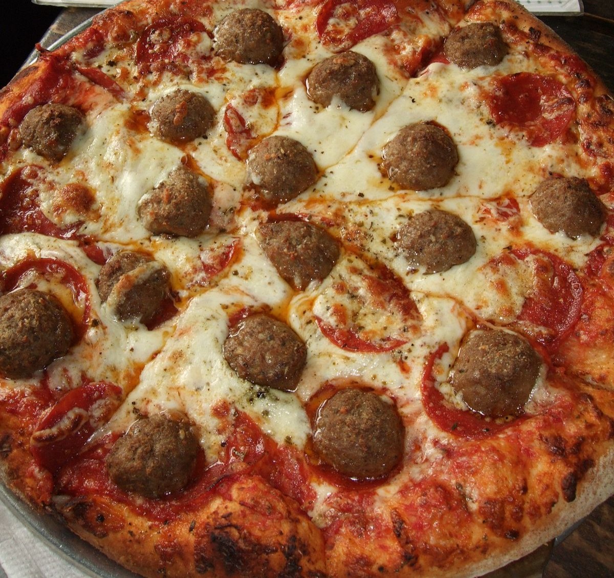 ItalianCafe_TX's tweet photo. Meatballs and pizza - a match made in foodie heaven 🍕🧀🍖 #pizzalove
Don’t wait, order now -  https://t.co/j2Nyz7xMYy or 📞972.401.0216
.
.
#italiancafe #dallas #dallasitalian #dallascoffee #coffeehouse #cafedallas #dallasdining #italianfoodie #italianrestaurants #italyfoodie https://t.co/puG83g2o8Z