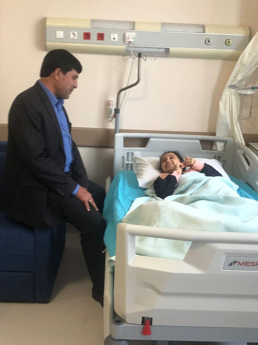 Hatay depreminden yaralı olarak Adana Şehir ve Karaisalı Devlet Hastanemizde 20 günlük tedavisi tamamlanan Doğanay(11) kardeşimizi ilçe başkanımız <a href="/osmankurdak/">Osman KURDAK 🇹🇷</a> Eskişehir'de yaşayan ablasının evine teslim etti...
<a href="/RTErdogan/">Recep Tayyip Erdoğan</a> 
<a href="/jsarieroglu/">Jülide Sarıeroğlu 🇹🇷</a> 
<a href="/omerrcelik/">Ömer Çelik</a> 
<a href="/mehmetay01/">Mehmet Ay</a> 
<a href="/samimeozkaya/">Samime Özkaya</a>