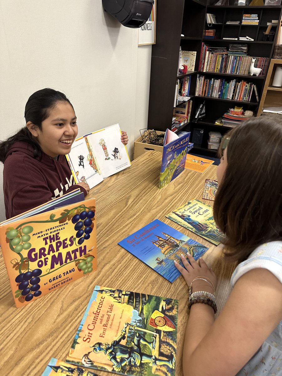 ParksJHS's tweet photo. We are Celebrating Read Across America with pajama day and some fun reading in homeroom. Mrs. Santillan's class enjoyed some math books! @FullertonSD @MrsMundschau #ParksBest2Years #TheParksWAY @SantillansMath https://t.co/1OE5bEF9t5