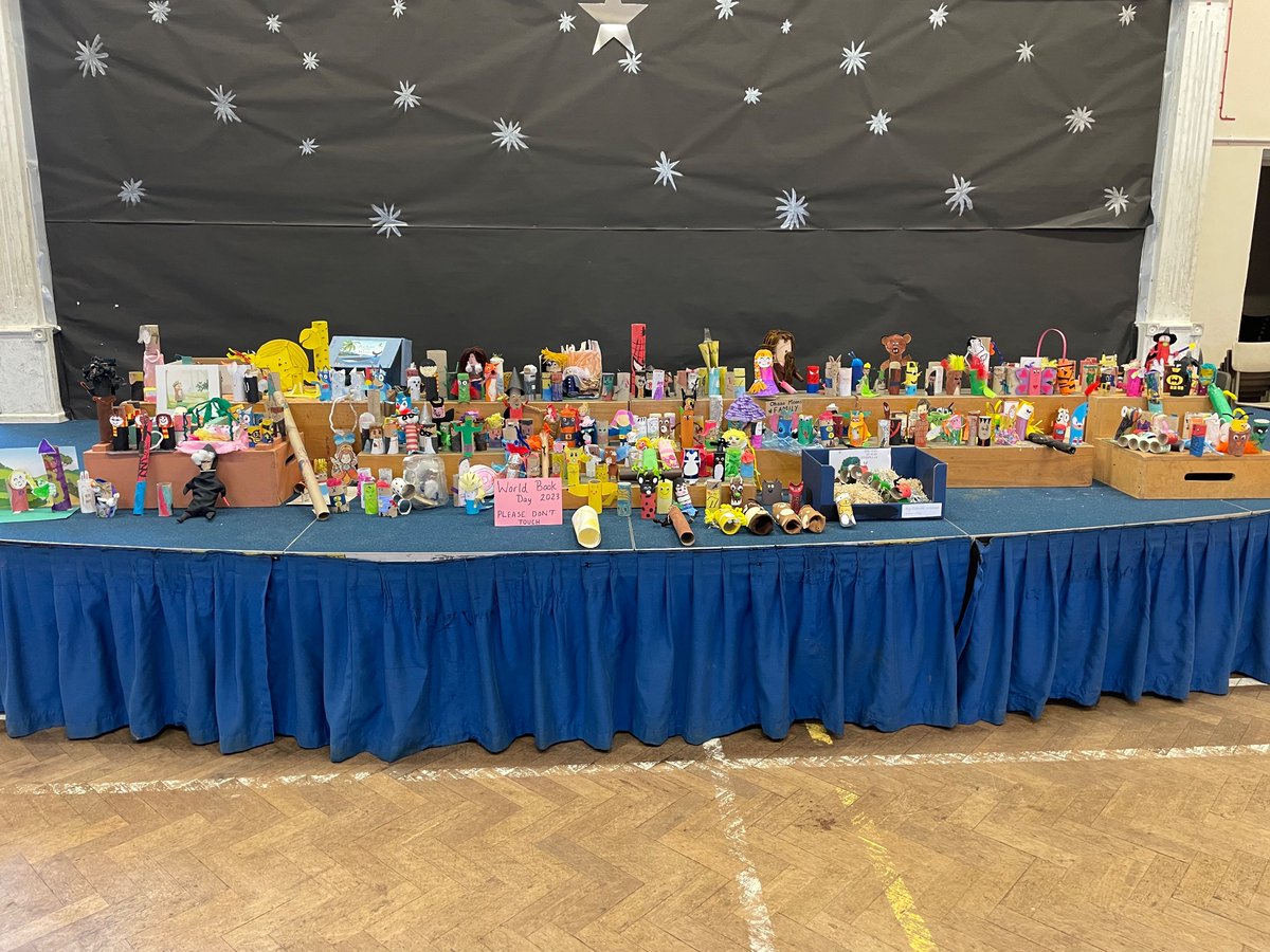 lawnprimary's tweet photo. Take a look at the wonderful
fictional characters that our pupils made for World Book Day 📚Well done everyone 📖 https://t.co/hqigX6hYUj