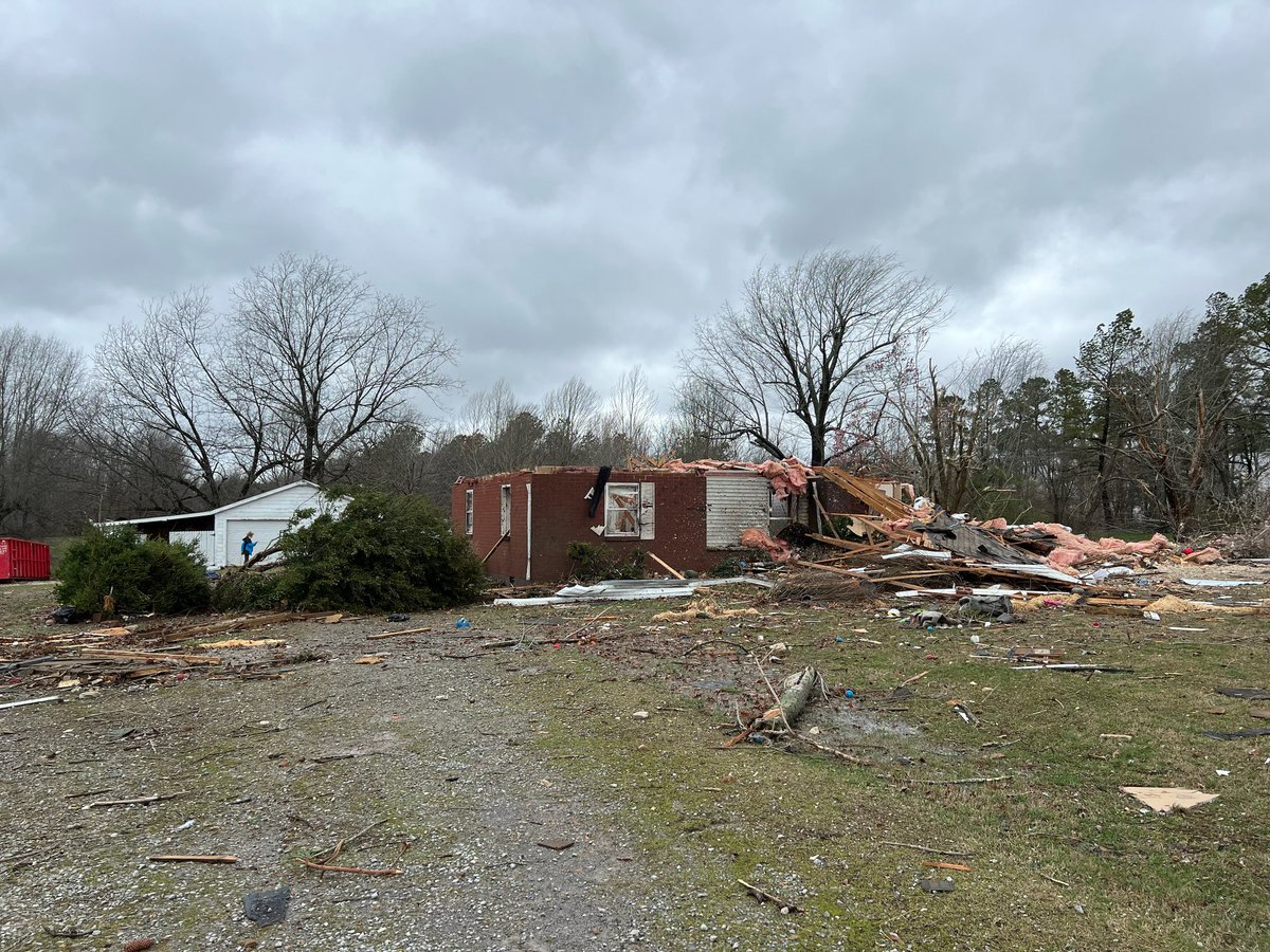 Nick C. on Twitter "Likely tornado damage in Paducah, KY"
