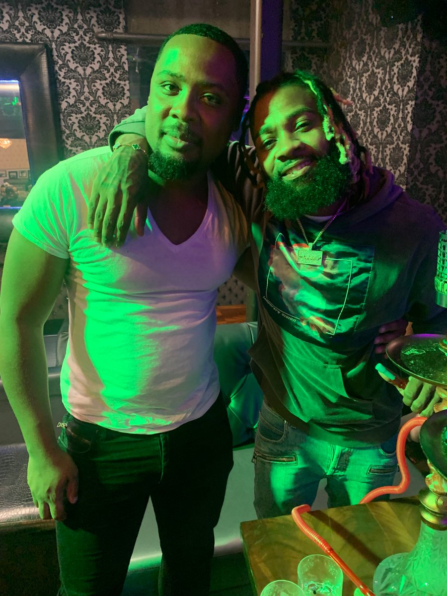 Samaisquire's tweet photo. Got to kick it with a legend @SammieAlways 🙏🏾🙏🏾🙏🏾 https://t.co/PaHrDR27RH