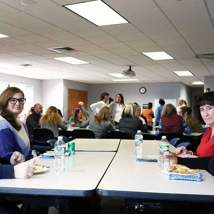 WheelerHealth's tweet photo. Today, members of our team in #PlainvilleCT enjoyed pizza and time together as part of Employee Appreciation Day. We’re grateful for the contributions of our more than 800 employees who work tirelessly on behalf of our mission and values.  #Teamwork #employeeappreciation https://t.co/lvhtCAkJOh