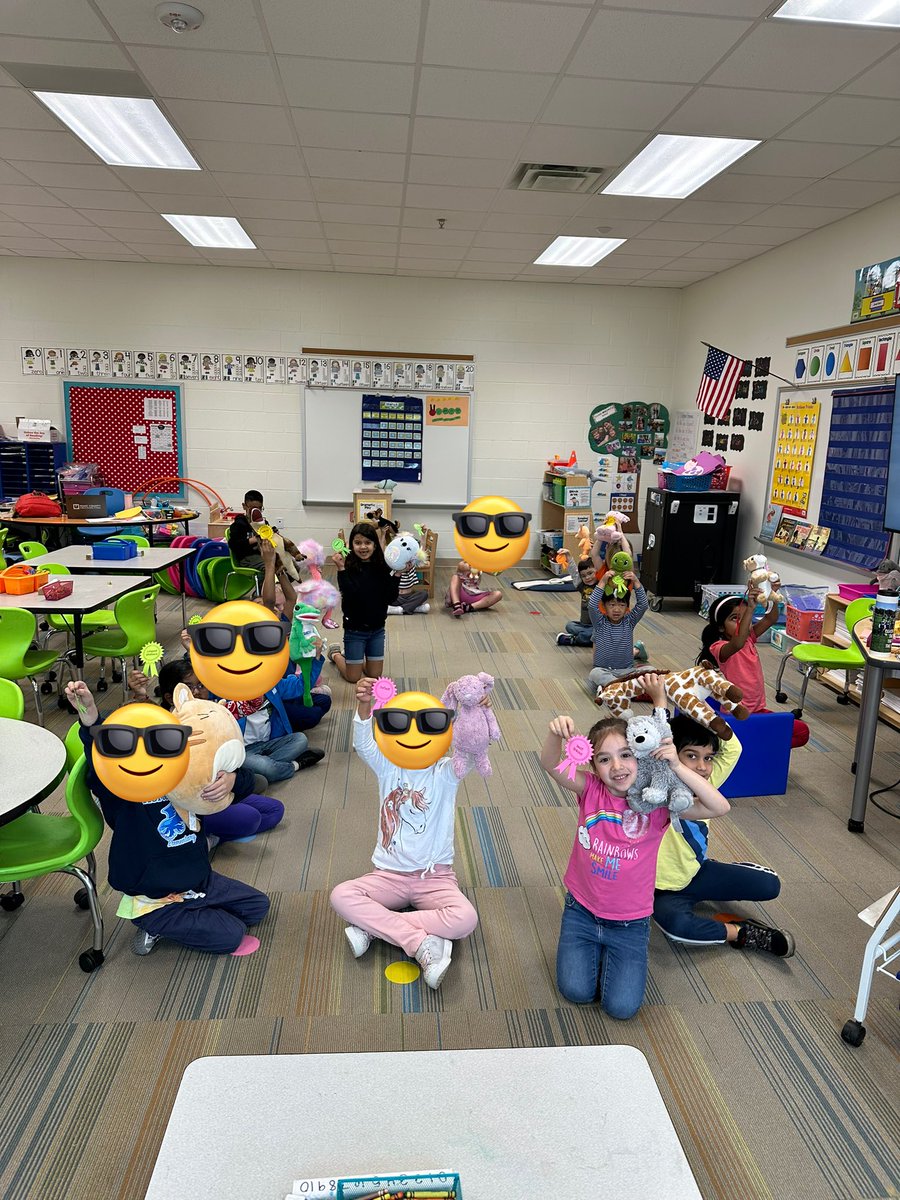 Kelly Dickerson tweet media