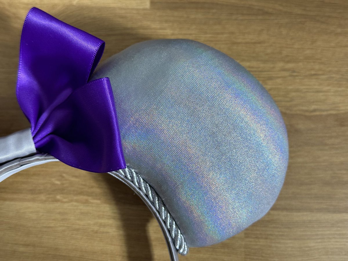 CastlePals's tweet photo. We’re celebrating 100 Years of Magic with our new Platinum Anniversary ears! 🤍 Find them amongst the rest of our magic in the shop now!
#castlepals #disney #disneyland #dca #wdw #disneyshop #disneyears #disney100 #disneyplatinum #platinumears #100yearsofmagic #100thanniversary https://t.co/0vJzs4ljBf