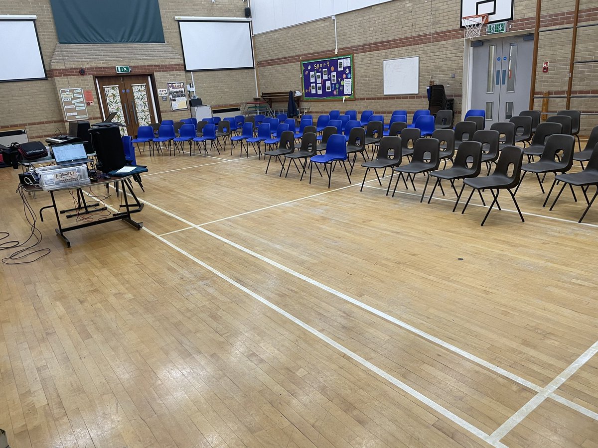 KatSings28's tweet photo. 3 years since we last rehearsed here! 🥺 Remembering back to those last few rehearsals and my boys last days here too #year6 #cutshort @singchoirs 🎵 https://t.co/Ud11BA3WiY