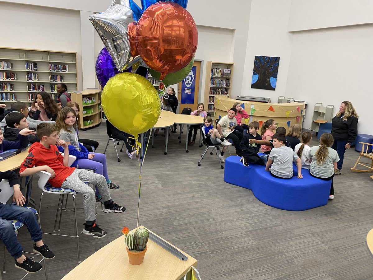 MrsEGrade3's tweet photo. Our media center is back open!!!! And we have quite the celebrity for our read aloud today ๐ฅฐ๐ ๐ #readingelem #weloveourlibrary https://t.co/paVUX1xVlg