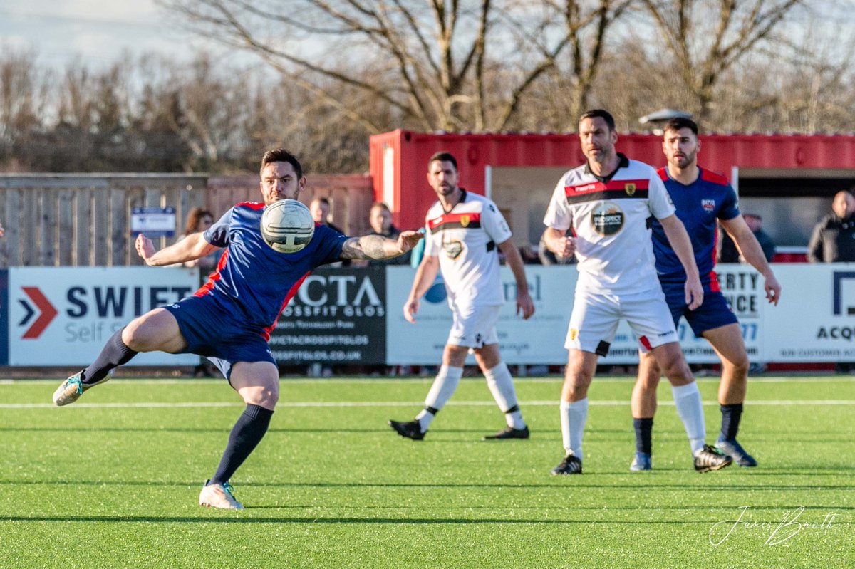 JamesBoothPhoto's tweet photo. A few more images from the @Rugbyforheroes v @GCAFCofficial legends
@swsportsnews @fyb_rugby @happyeggshaped @nonleaguevol @NonLeagueCrowd @NonLeaguePhoto @nonleaguepics1 @NonLeaguePaper #BattleoftheBalls @_OwenWarner https://t.co/sGF1w3LIhz