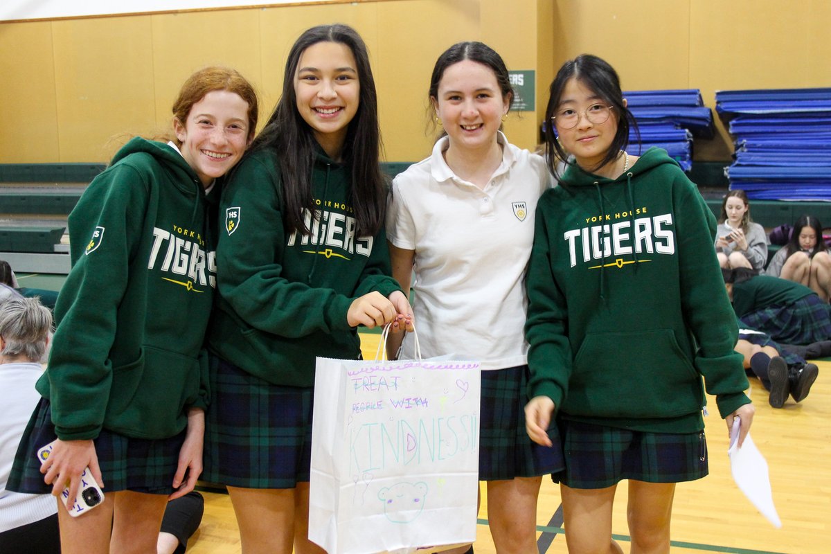 Students in the Senior School participated in creating "bags of love" which included essential products that were then donated to <a href="/CovenantHouseBC/">Covenant House Vancouver</a>. This activity was organized by the Random Acts of Kindness Club which sold donuts to the school to buy supplies for the event #myYHS