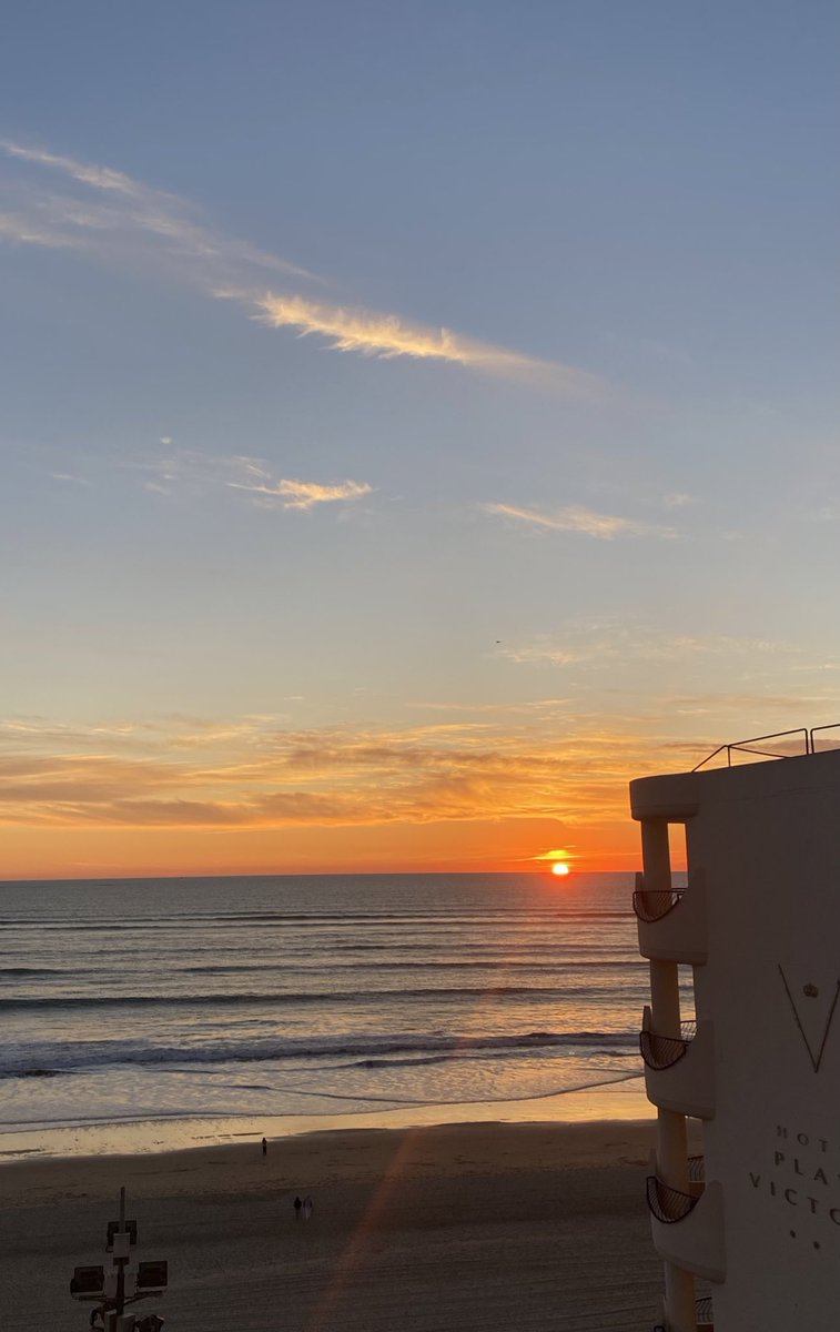 mariaespinosa_'s tweet photo. un día más 🌞🫶🏽✨🌅🤩 https://t.co/Uu3S5gzThM