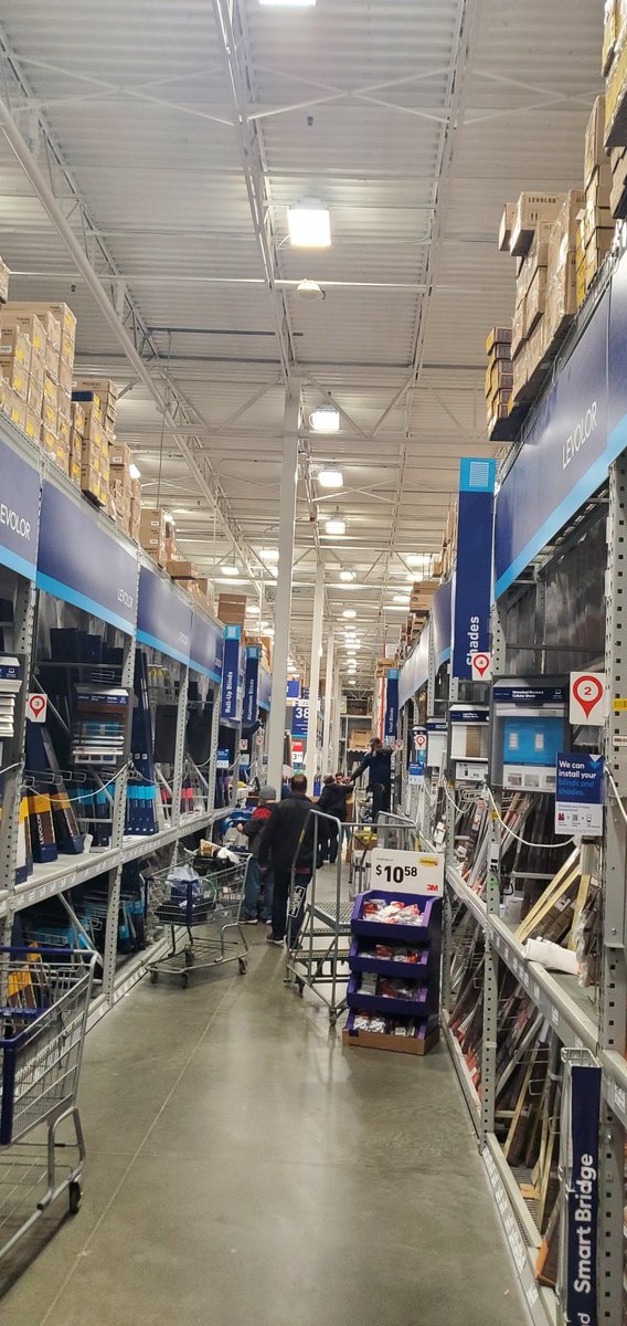 Team work at its finest. Working together at 2594 to wrap up another project before the weekend. <a href="/GallianoScott/">ScottGalliano</a> <a href="/JMB_Burnett/">Jeffrey “JB“ Burnett</a>