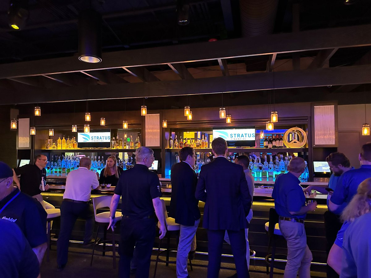 stratusfinance's tweet photo. A night to remember! 🎉
Thank you to all of our wonderful guests who made our Stratus dinner party an unforgettable evening.
The energy was electric and the room was jam-packed with good vibes and great company. We hope you had as much fun as we did! #StratusDinnerParty #FSANA https://t.co/HVh0ZJOpm3