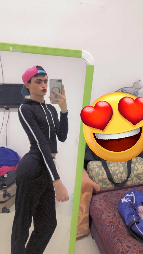 مسقط تايم 
منوا فاضي لحين 
احلى دلع او مساج 
الخوض @#$ السيب