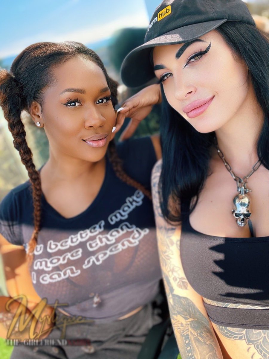 💋👠Toronto Dominatrix; Mistress Mystique 🤍 on Twitter: "I am having