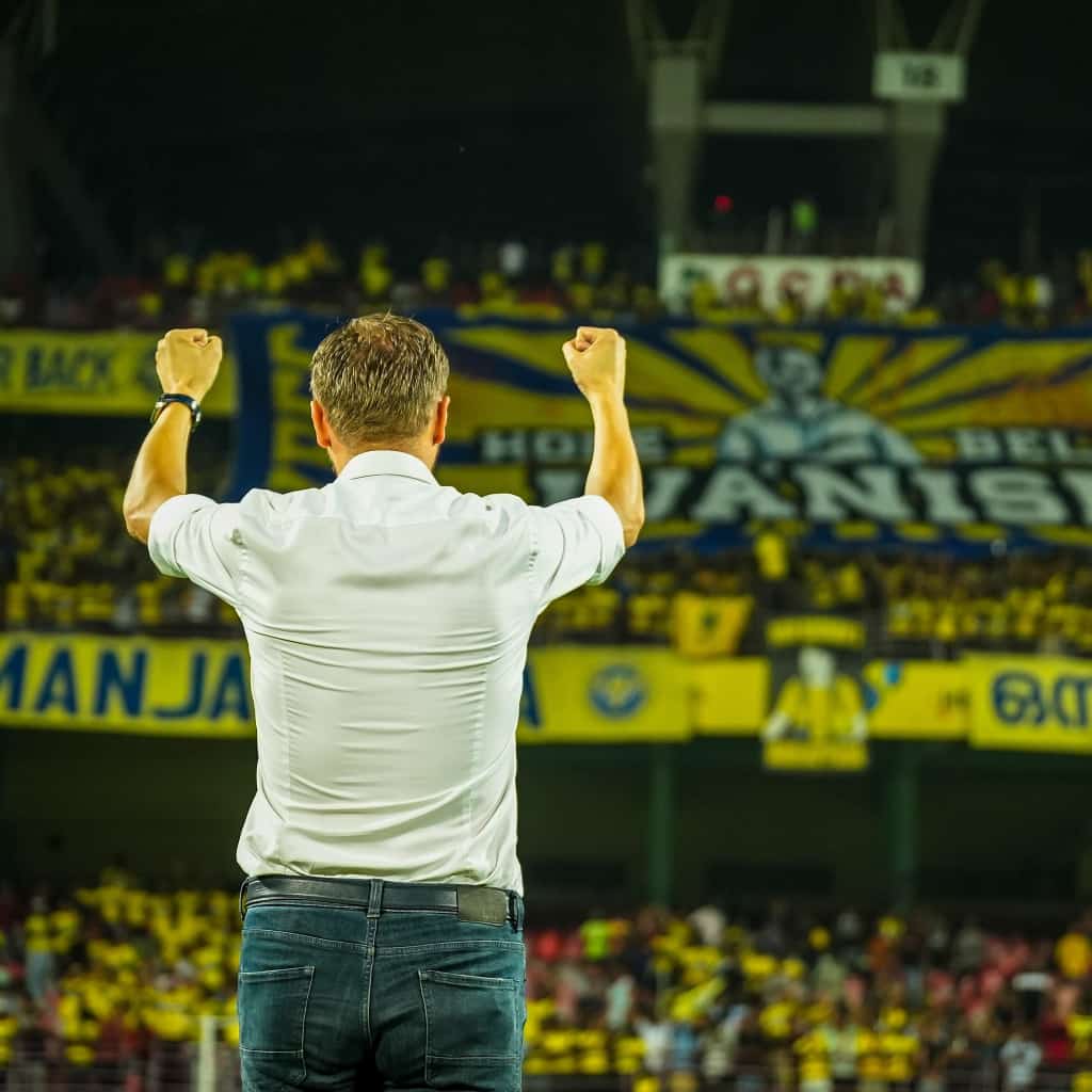 ANGELORUGHAS's tweet photo. Wish #HeroISL could put in the same effort to lift the refereeing standards as they put into damage control.
All the best to @bengalurufc for the Semi-finals
Stand with @ivanvuko19 decision.
#KeralaBlasters #Manjappada #StandWithIvan https://t.co/a5P3NG8FbI