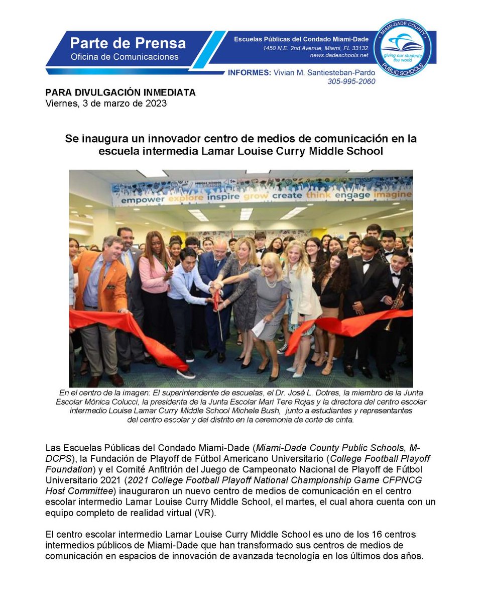 MDCPSEspanol's tweet photo. Se inaugura un innovador centro de medios de comunicación en la escuela intermedia @CurryCubs. #MDCPSMSRedesign
https://t.co/NgcxNmpCxa https://t.co/9Nzc43BGAJ