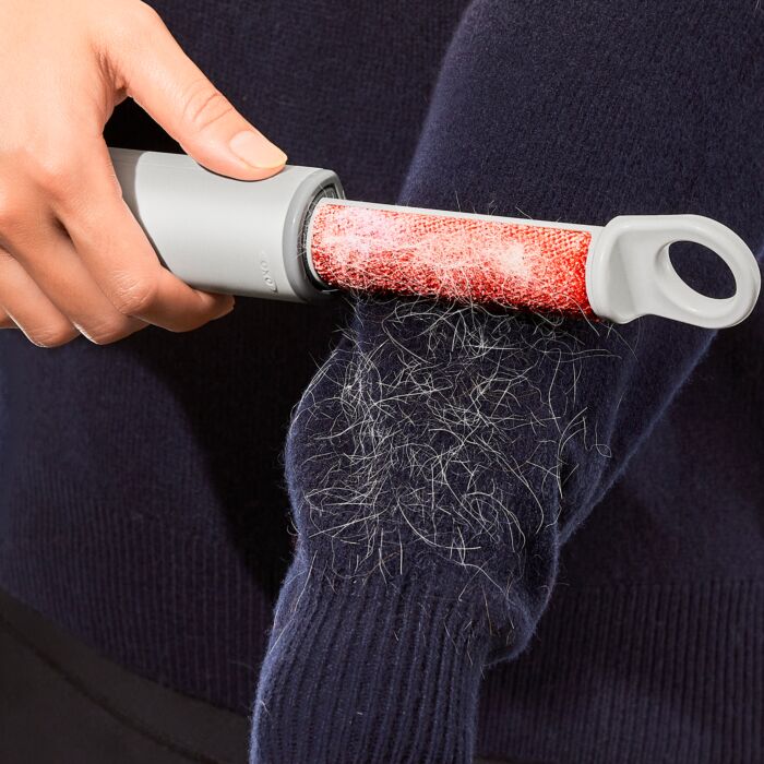 elevenllc's tweet photo. Excited to share our latest design launch with OXO! The OXO Good Grips Reusable Lint Roller works in all directions to quickly refresh clothing on the go without relying on wasteful adhesive paper. https://t.co/fb1HKkpbmq https://t.co/AiaUa2vvpm