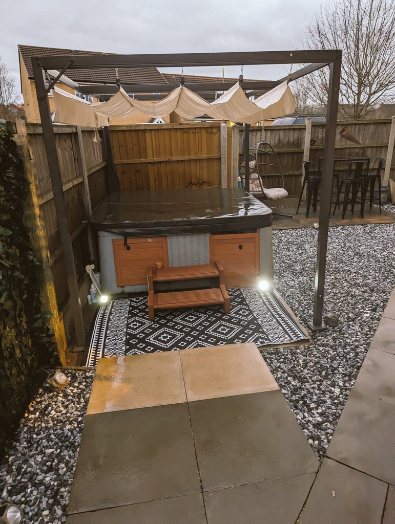 Nic_Cox's tweet photo. Small garden transformation 👌bring on the summer! https://t.co/oITm3Ugbdi