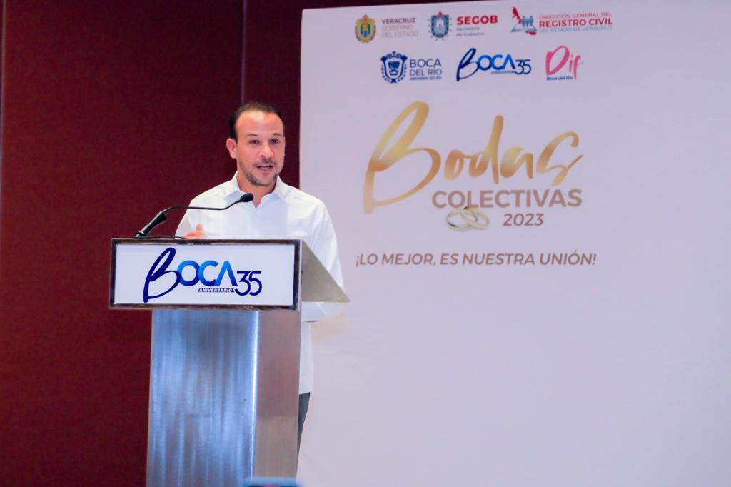 JM_UNANUE's tweet photo. (...) que este día contrajeron matrimonio dentro del programa Bodas Colectivas 2023.

Agradezco el respaldo del Registro Civil y el apoyo del DIF Municipal para la realización de este evento, donde se formalizó la unión de las parejas que a partir de hoy (...) https://t.co/aGtmFz3hnL