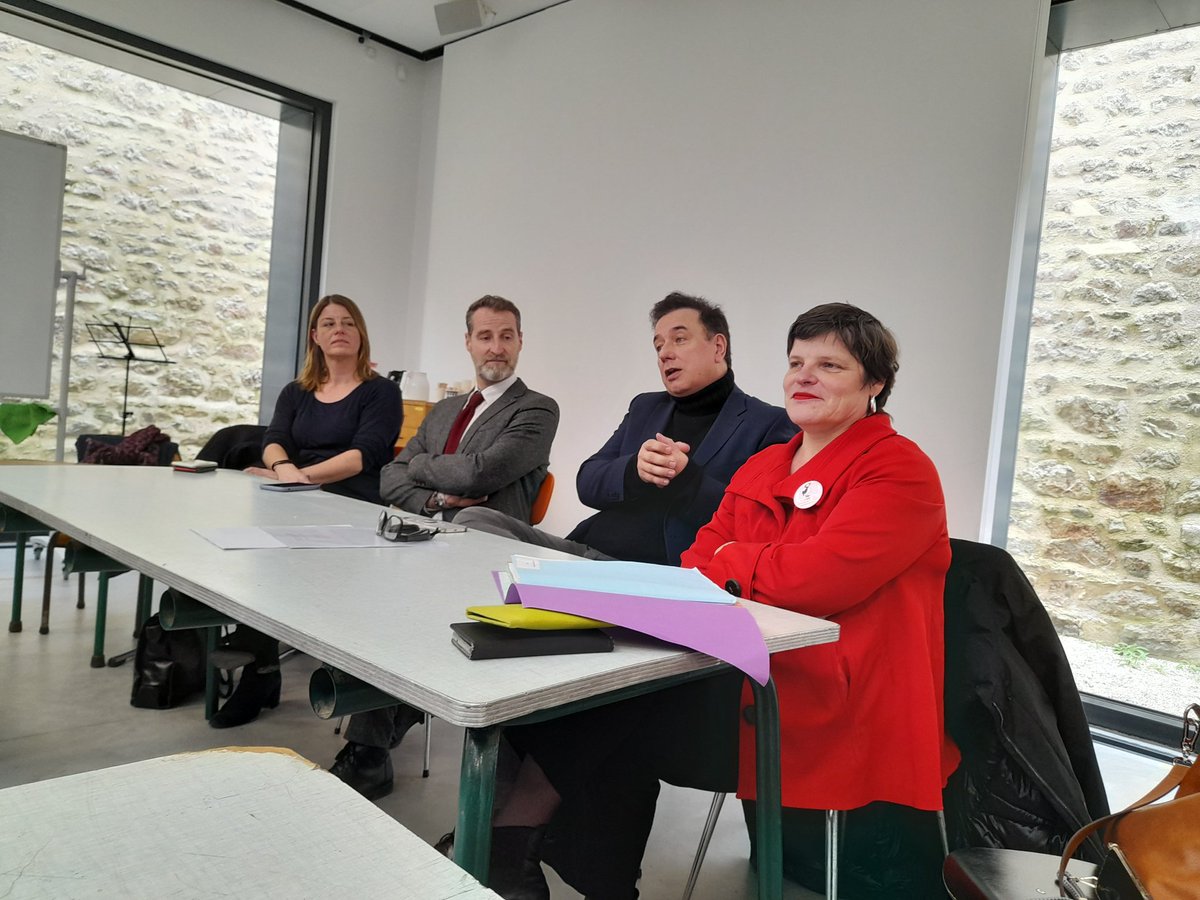 CAVL_acrennes's tweet image. Riches échanges au @LeCnam_Inseac aujourd'hui pr #CAVL @acrennes délocalisé à #Guingamp , on parle #culture #EAC #bienêtre ds les lycées... Merci à @emmanuel_ethis @IChardonnier @KuchelMilie @DMalinas @DavidGuillerme @DAACBretagne @ballouardmichel présents pr nos jeunes engagés!