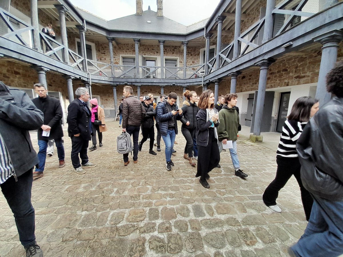 CAVL_acrennes's tweet image. Riches échanges au @LeCnam_Inseac aujourd'hui pr #CAVL @acrennes délocalisé à #Guingamp , on parle #culture #EAC #bienêtre ds les lycées... Merci à @emmanuel_ethis @IChardonnier @KuchelMilie @DMalinas @DavidGuillerme @DAACBretagne @ballouardmichel présents pr nos jeunes engagés!