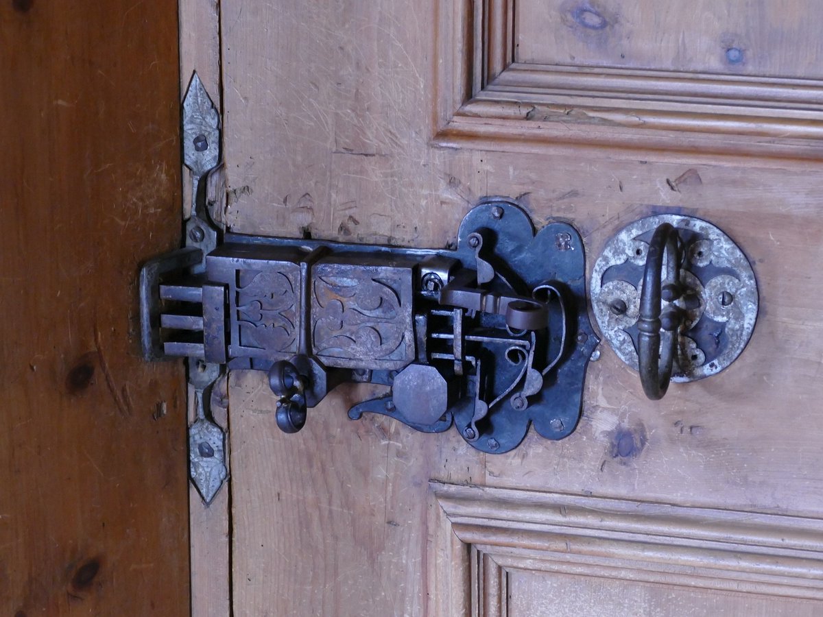 cothronsecurity's tweet photo. 10 interesting facts about the history of #locks / #locksmithing: https://t.co/0nYopxgA72
🔒
🔒
🔒
#lockhistory #oldlock #locksmithhistory #pintumbler #cylinderlock #safelock #padlock #lockpatent #doorbolt #doorlock #masterlock @YaleHomeUs @SG_Locks1 @MasterLockUS @banhamsecurity https://t.co/uvokZCqVTe