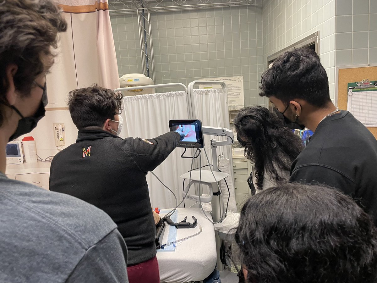 SandraQuezadaMD tweet media