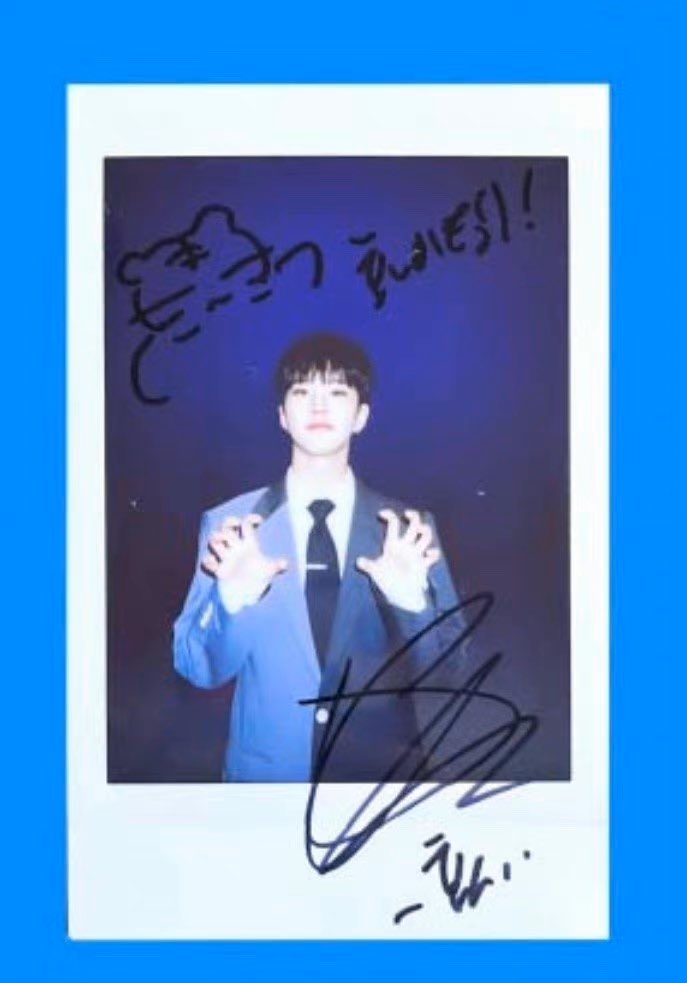 SEVENTEEN 세븐틴 호시 싸인 폴라 양도받아요
it’sLIVE 

DM주세요🙇‍♀️

공개⭕️ 미공개❌
BUY⭕️ SELL❌

Bid⭕️QYOP⭕️high price⭕️

세븐틴 WTB 폴라로이드 seventeen Polaroid 
에스쿱스 정한 조슈아 준 호시 원우 우지 디에잇 민규 도겸 승관 버논 디노