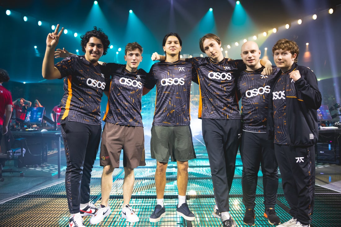 The Esports Writer tweet media
