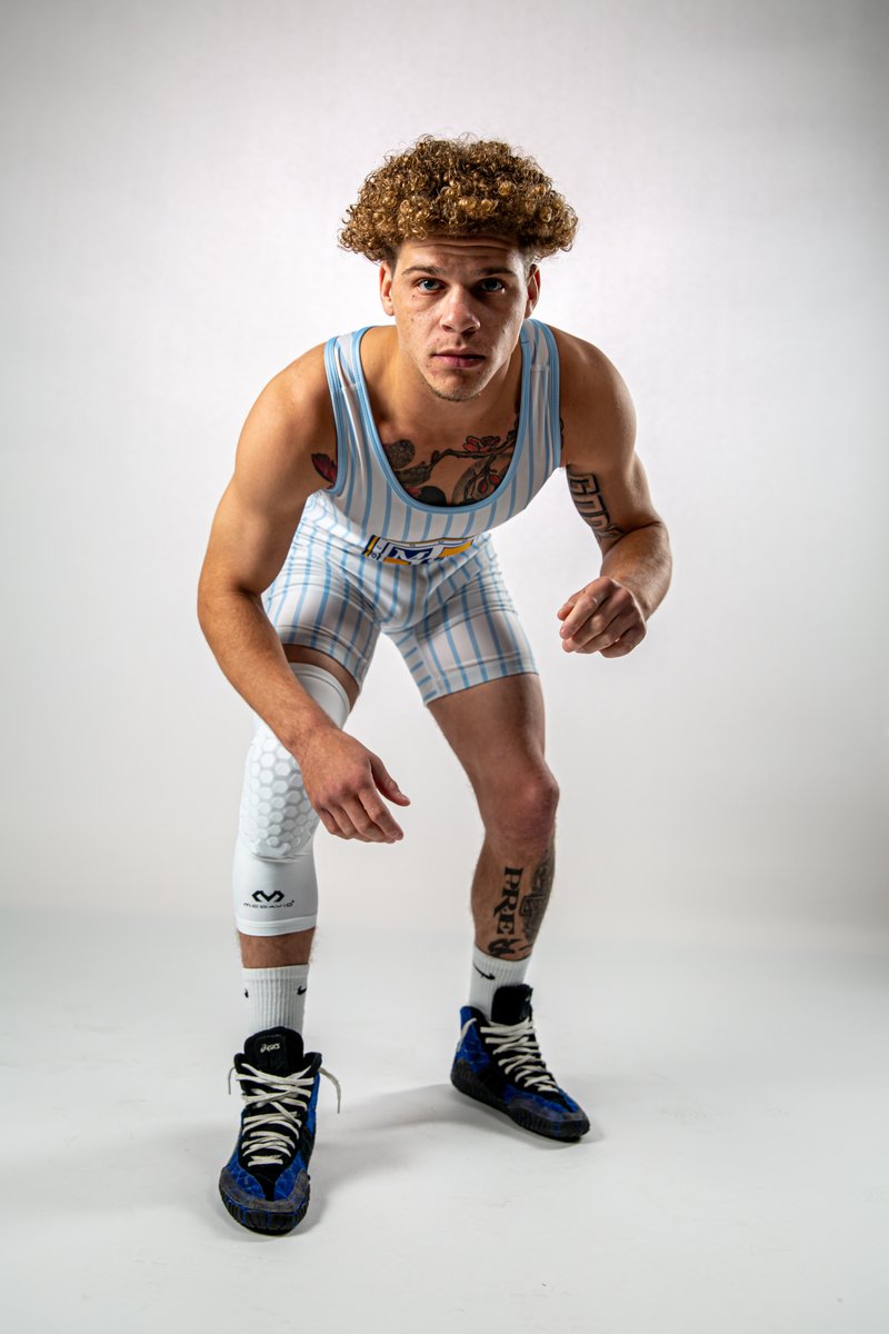 MUKnights's tweet photo. Blake Mulkey wins his first match of the day with a 10-3 decision to advance to the quarterfinals!

@MarianWrestle sitting good at 133! https://t.co/dSrfLxAlW0