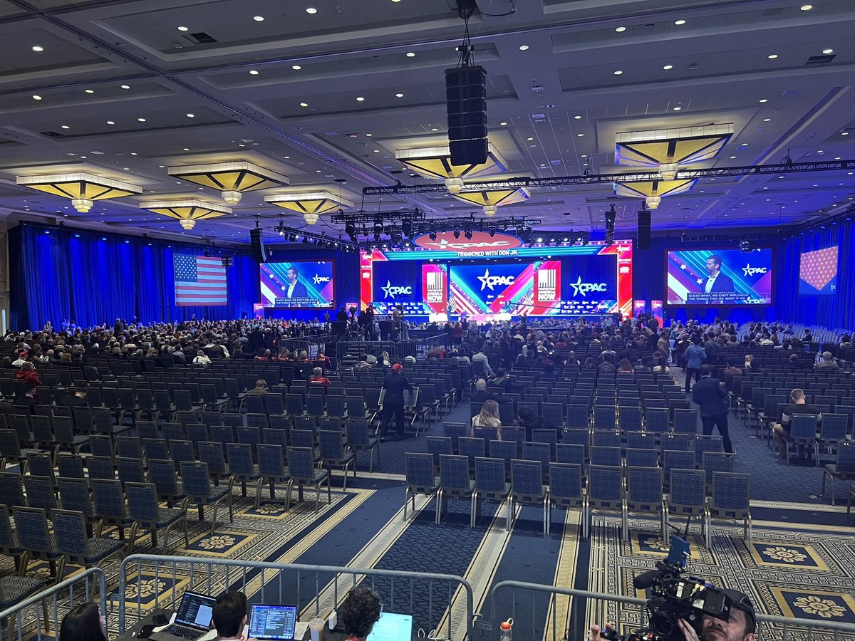Marjorie Trailer Greene &amp; Don, Jr at CPAC fiasco: 

More empty seats than a Kevin Sorbo premiere.