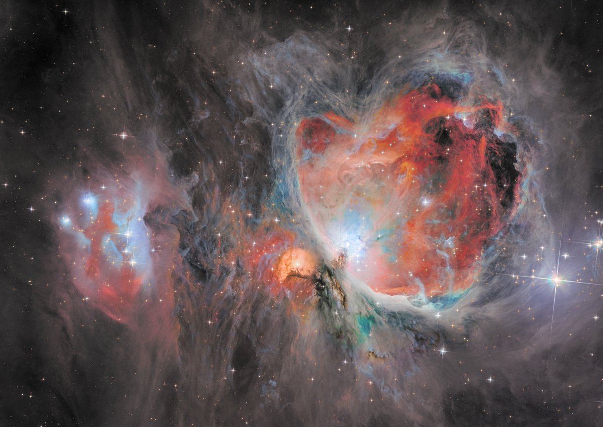 AsgardiaSpace's tweet image. Astrophotographer Andrew McCarthy has managed to capture the dynamic Orion Nebula like never before, using 6 filters and over 40 hours of exposure. 🌌📷 

#OrionNebula #Astrophotography #AndrewMcCarthy