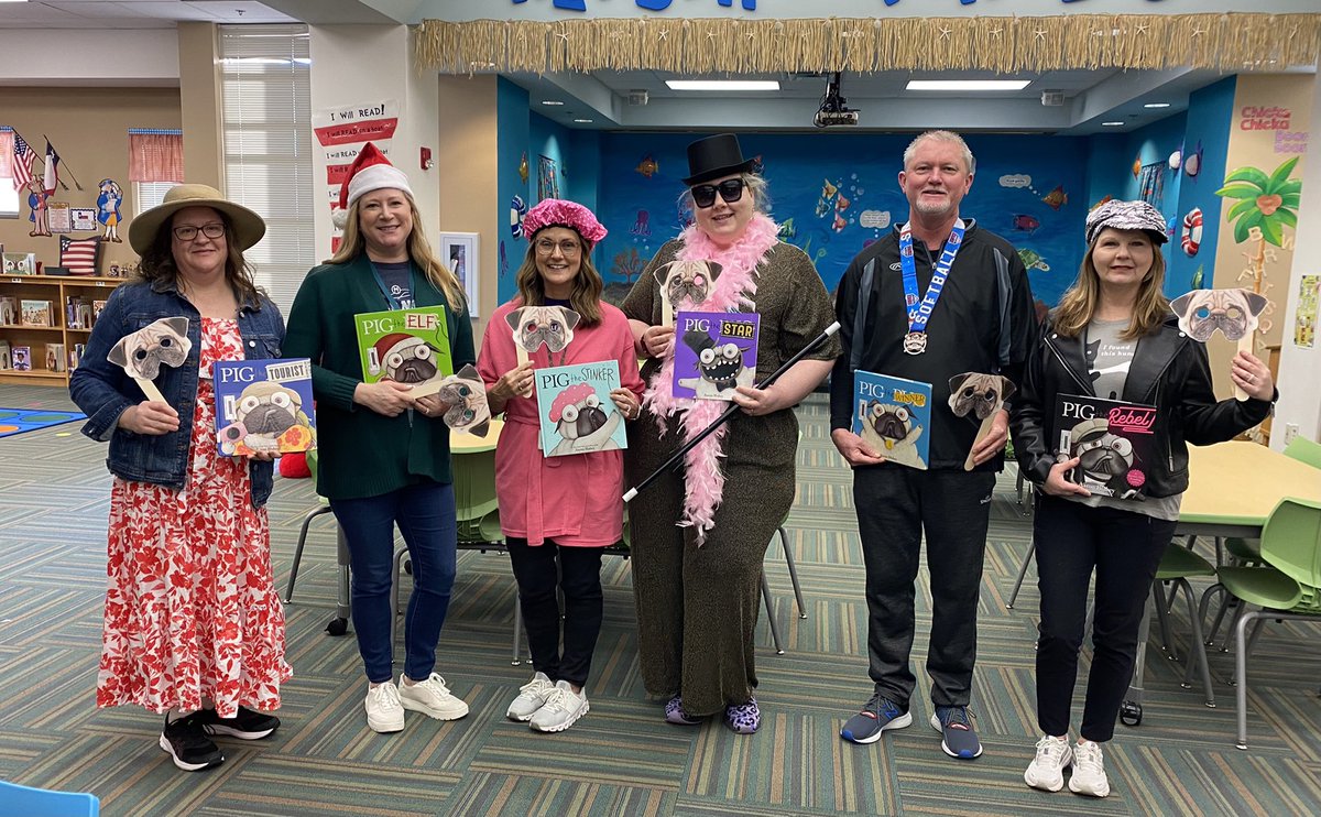 WSESTheatre's tweet photo. Our #StorybookParade was a success! Our @wseswildcats showed out! I even spotted a few friends who are ready for #WSESSeussical to take the stage! #MusicalMonth #celebrateKISD https://t.co/JXhjTCjoCs