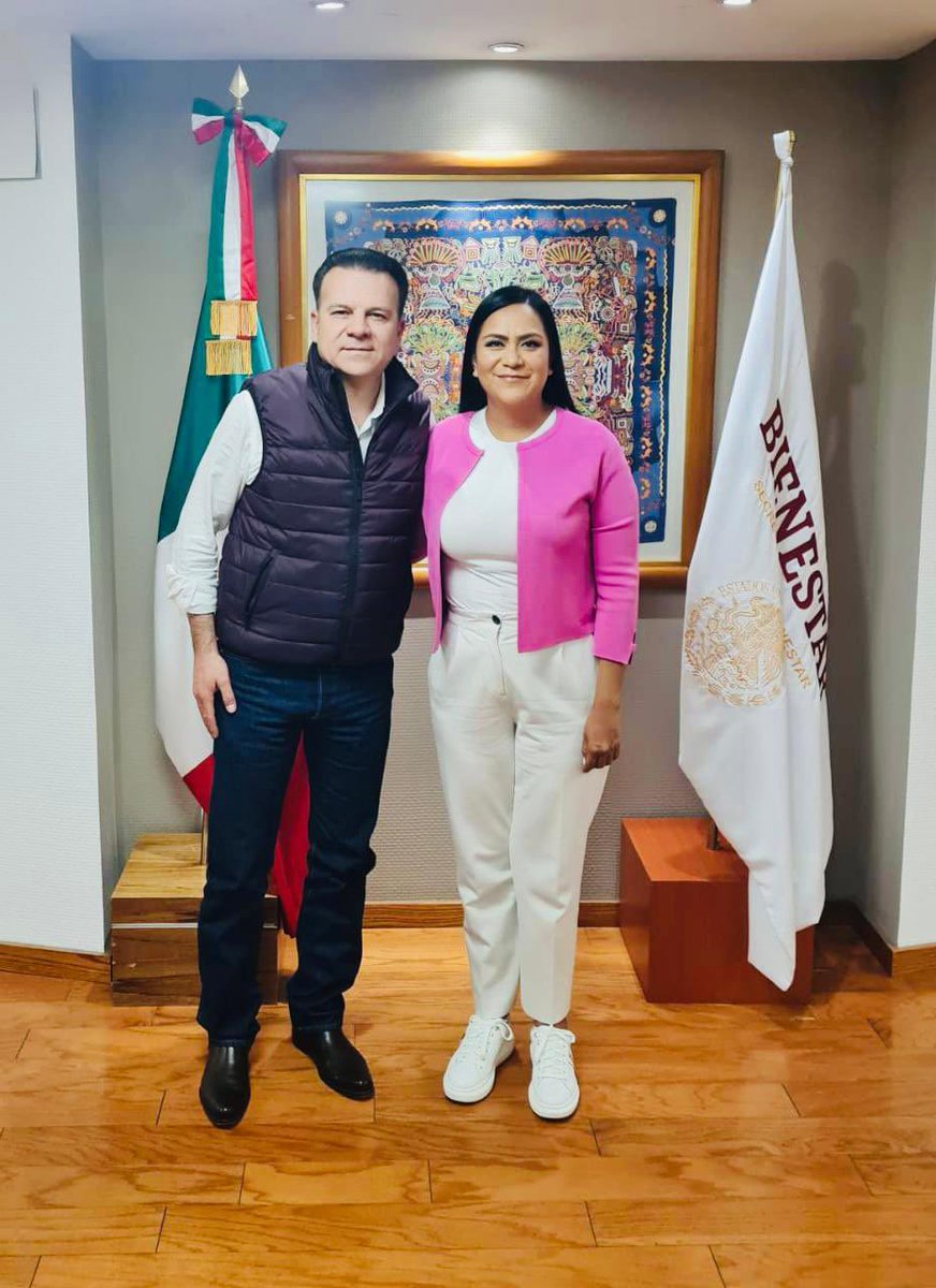 A_MontielR's tweet photo. Sostuvimos una reunión de trabajo con el gobernador de #Durango @EVillegasV, a quien agradecemos su buena disposición para colaborar juntos por el #Bienestar de las y los duranguenses, sobre todo, por quienes más lo necesitan. 

#ConstruyendoBienestar
#PrimeroLosPobres https://t.co/ww3ZKFwllV