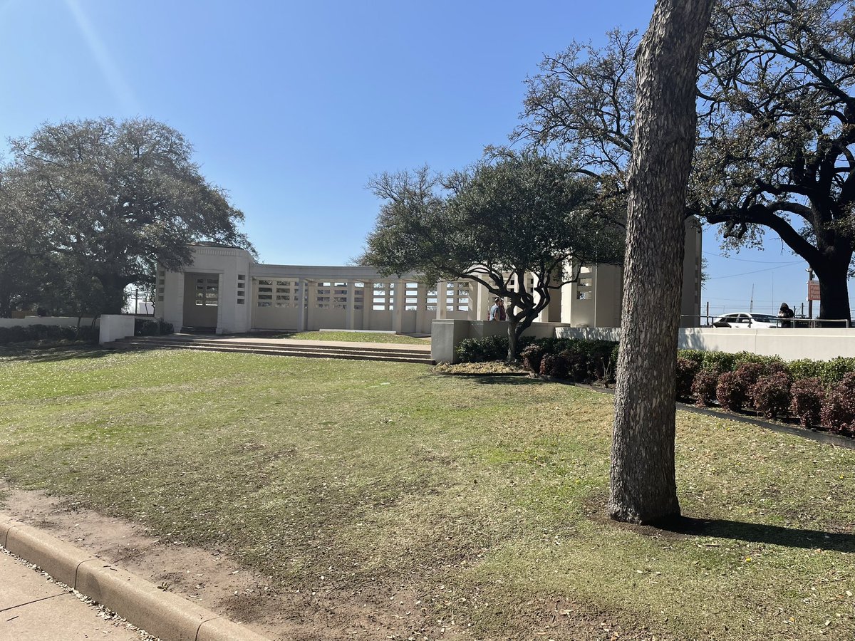 SomeRandomGuy on Twitter "Okay history buffs."