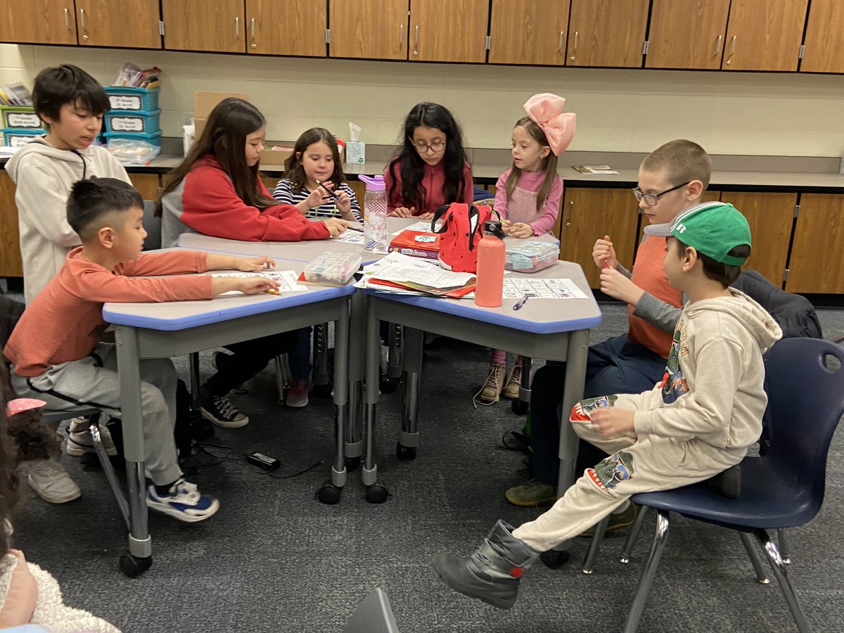 vandesampel77's tweet photo. #BingoWithBuddies #RespectWeek @HanoverHuskies #ChooseToInclude #respectweek2023 #respectisgroovy
@UCSIllinois
@D54Grizzlies
@D54schools https://t.co/AhW9EKtsYl