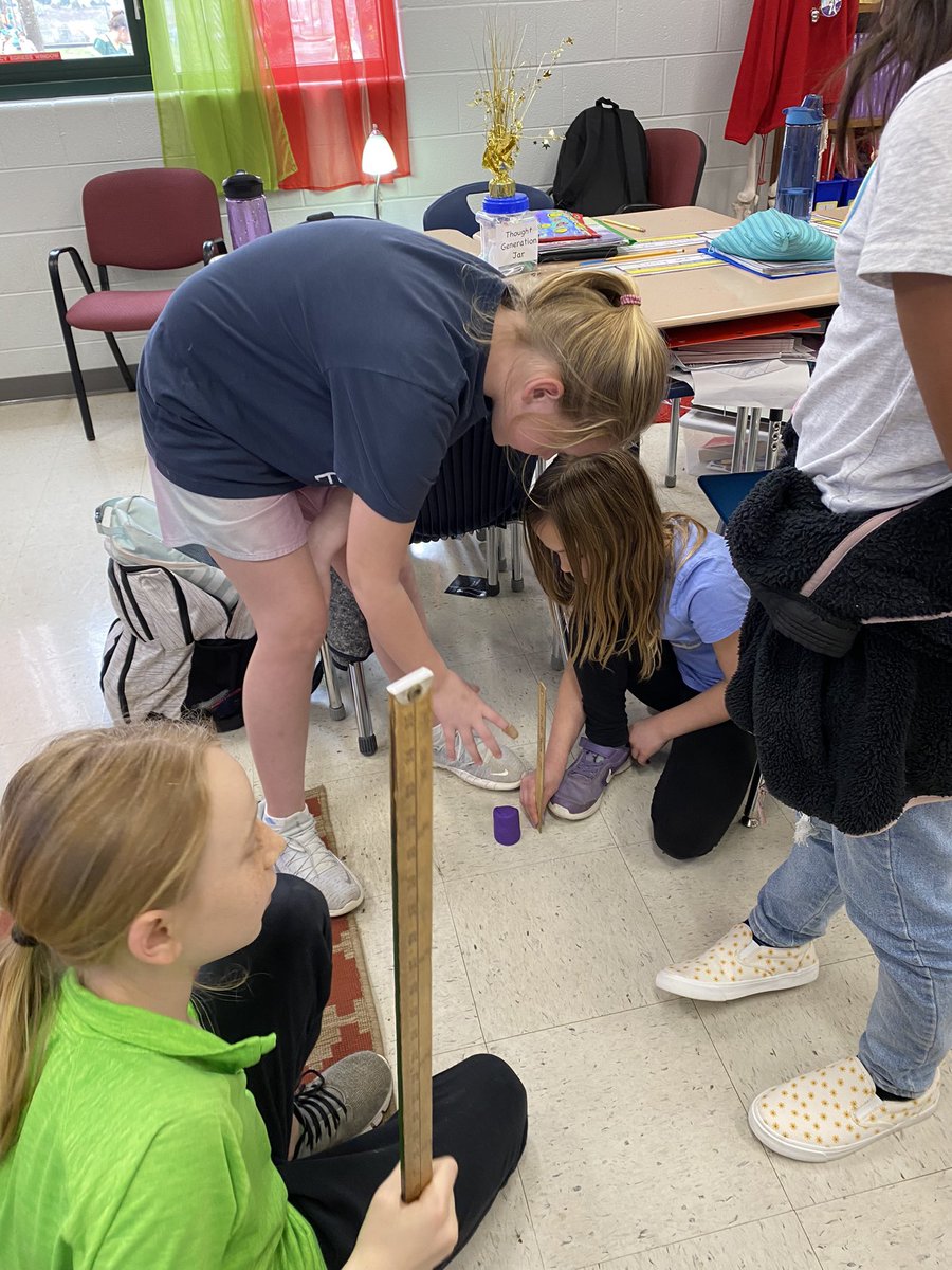 TNteachNhike's tweet photo. Demonstrating the transfer of energy & the impact on malleable objects from varying heights and force.π€ππΌ@hardinvalleyes @knoxcountys @KCSScience #energy #malleableobjects @PlayDoh #4thgradescience #Science @SciTeacherNet @OfficialNGSS #ScienceTwitter #handsonlearning #students https://t.co/ynhgljLhAT