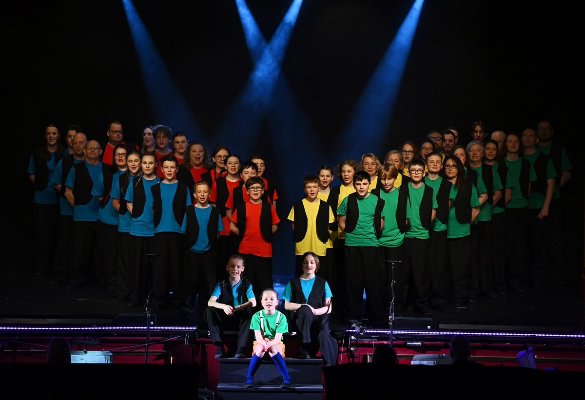 Birkenhead Gang Show tweet media