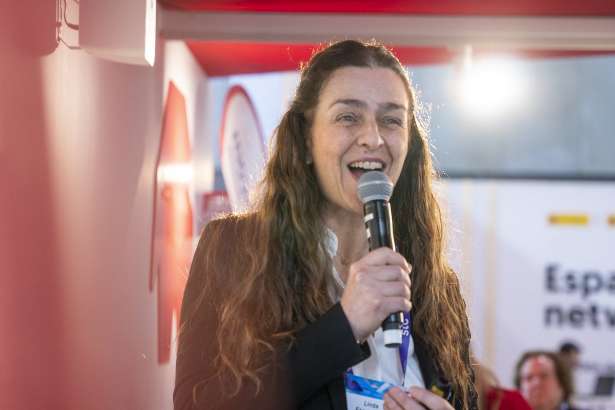 venturelab_ch's tweet photo. Time for the online &amp; public audience to vote for their favorite startups!
The most voted startups are:
@JumpIntoReal_VR 
@IdoniaHealth 
@Sens_Solutions 
@SwissVault 
#Sleepiz 
#4YFN23 #MWC23 #VLeadersMobile https://t.co/1TCJwvAP9w
