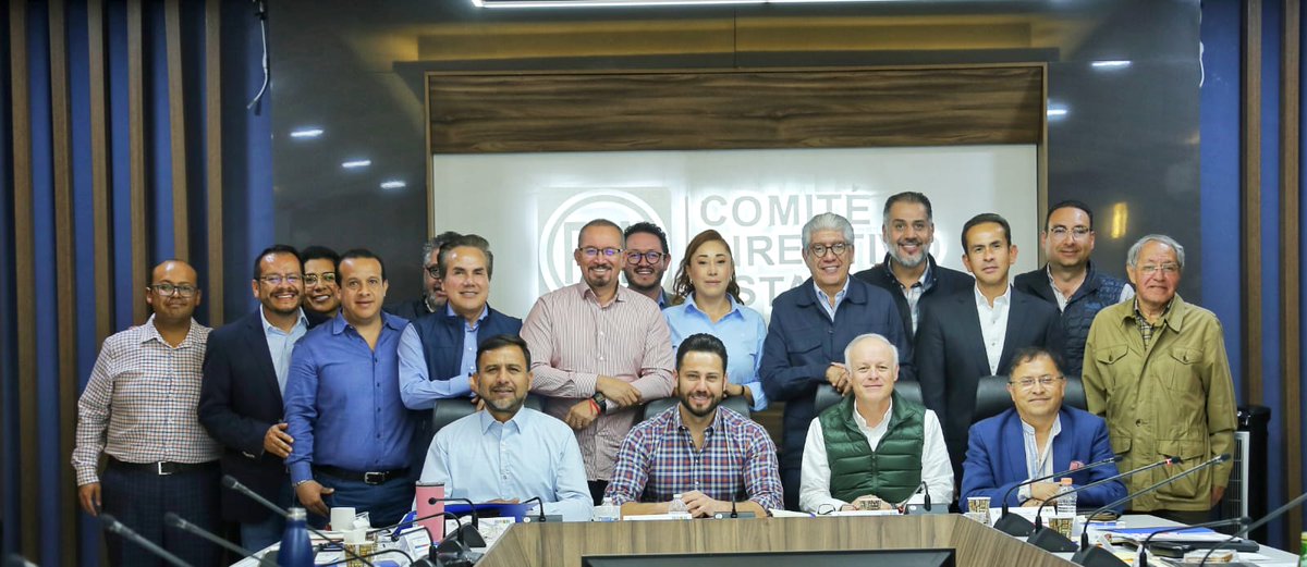 EricSevillamx's tweet photo. Hoy estamos más #Unidos que nunca, la coalición @PRI_EDOMEX, @pan_edomex, @PRDEstado y @NAedomex nos reunimos para avanzar en los temas estratégicos.  ¡En #Unidad #SomosMás fuertes! https://t.co/YANdUvoimG