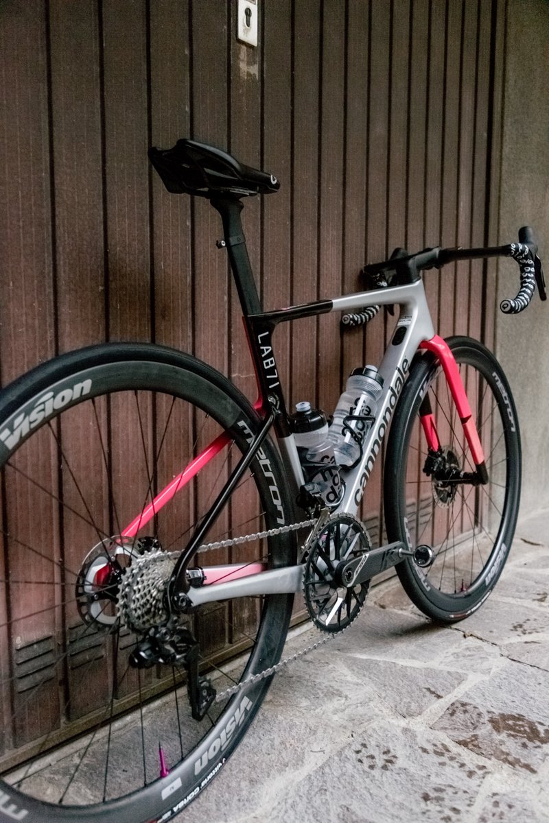 team_TS_TTT's tweet photo. The competition will be eating Alison Jackson’s dust tomorrow. 💨  She’ll be riding her new LAB 71 SuperSIx EVO on the iconic Italian course, Cannondales' fastest and lightest weight bike yet. 

Read more details on Alison's bike for Strade Bianche: https://t.co/3osemGCEhN https://t.co/A1PUBNfCqK
