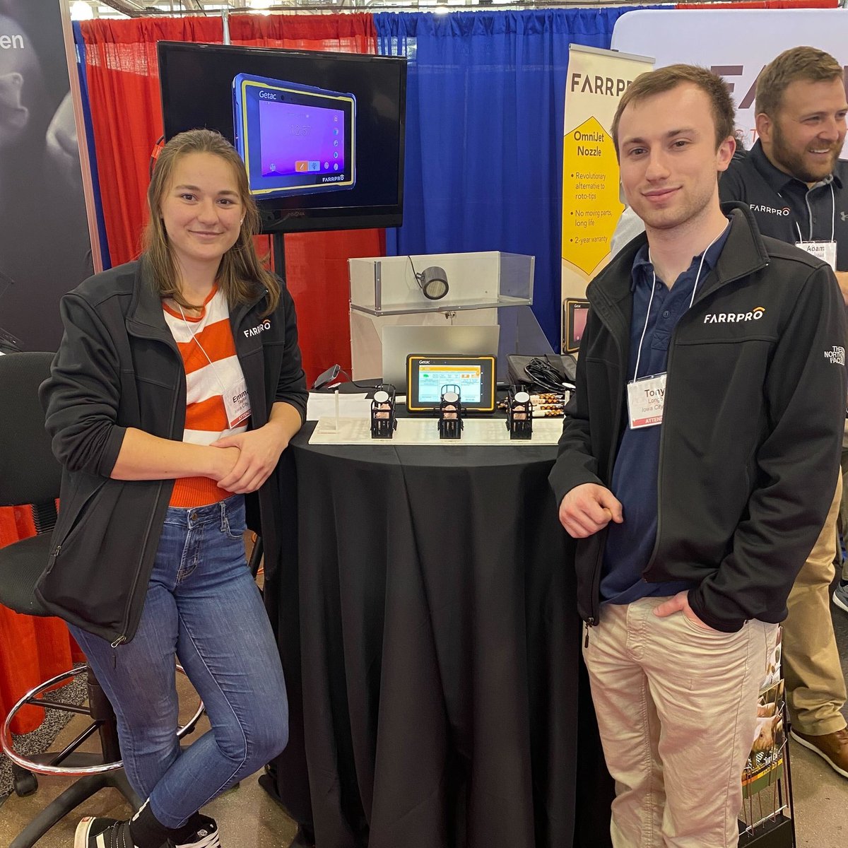 FarrPro's tweet image. Happy #NationalEmployeeAppreciationDay! Today, we want to take a moment to recognize and thank our amazing employees for their hard work, dedication, and contributions to our company. We couldn't achieve our goals without you. #ThankYou