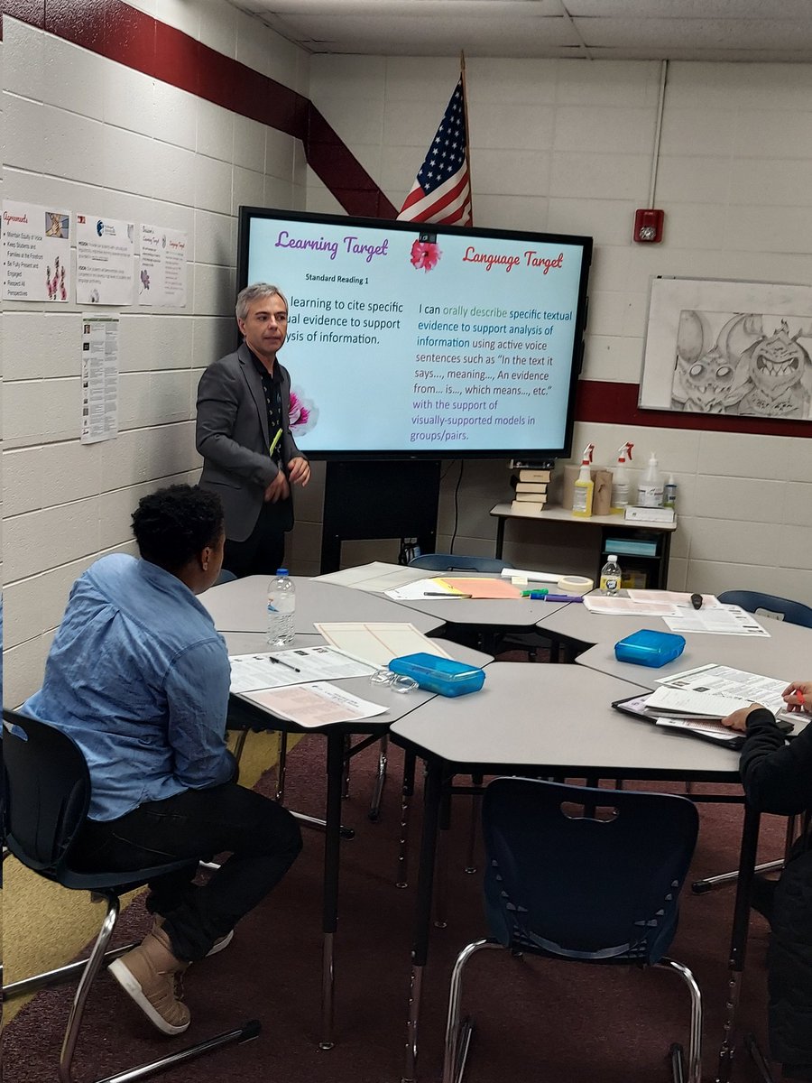 U46MMEDept's tweet image. A few highlights from today's @sdu46 Profesional Practice Day sessions provided by the MME Department! #sisepuede #languageacquisition #biliteracy #duallanguageteachers #eslteachers #paraprofessionals #homeschoolliaisons