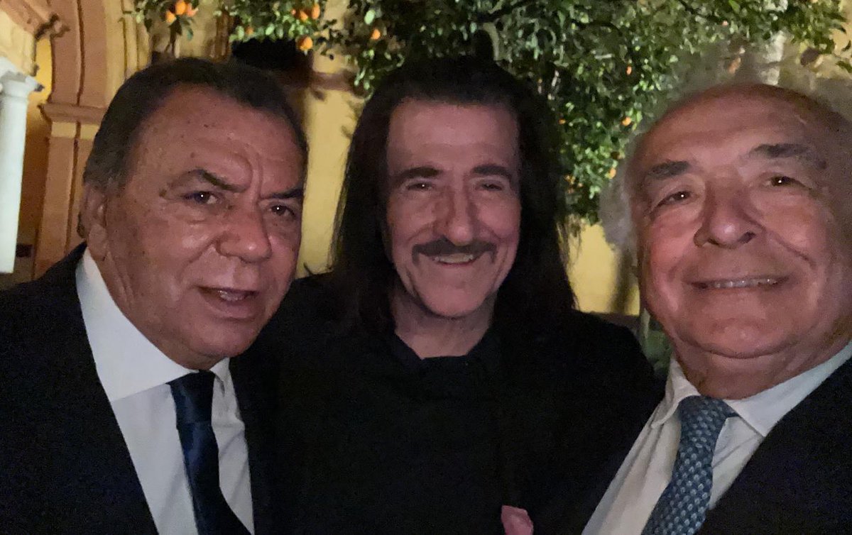 LosDelRioMusic's tweet photo. Luis Cobos,un fenómeno en todos los sentidos.¡Viva la música!
#losdelrio #luiscobos #sevilla #music #spain @luiscobos https://t.co/SKeoaeAhL4