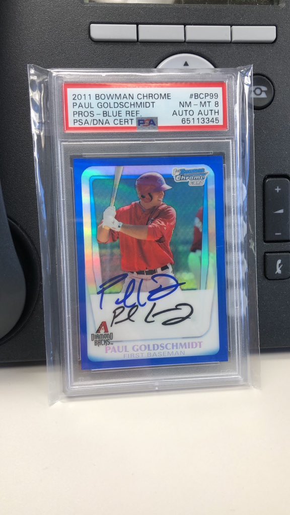 35KC_Sports's tweet photo. Todays mail 🔥 #PaulGoldschmidt #BowmanChrome #BlueRefractor #1stBowman https://t.co/nrbtMawdHU