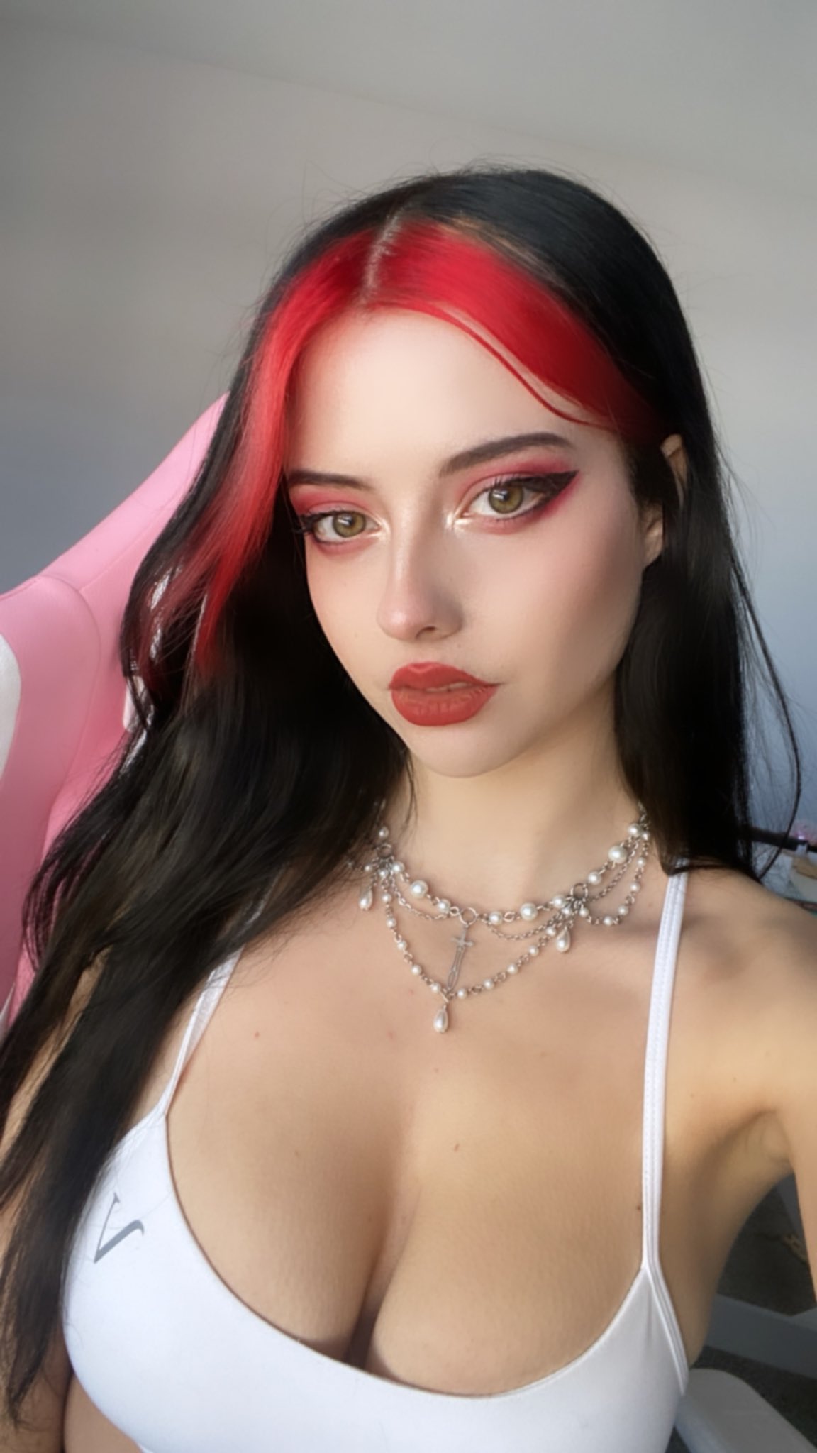 Julia Burch on Twitter: " https://t.co/8oIVRcEP0k" / Twitter