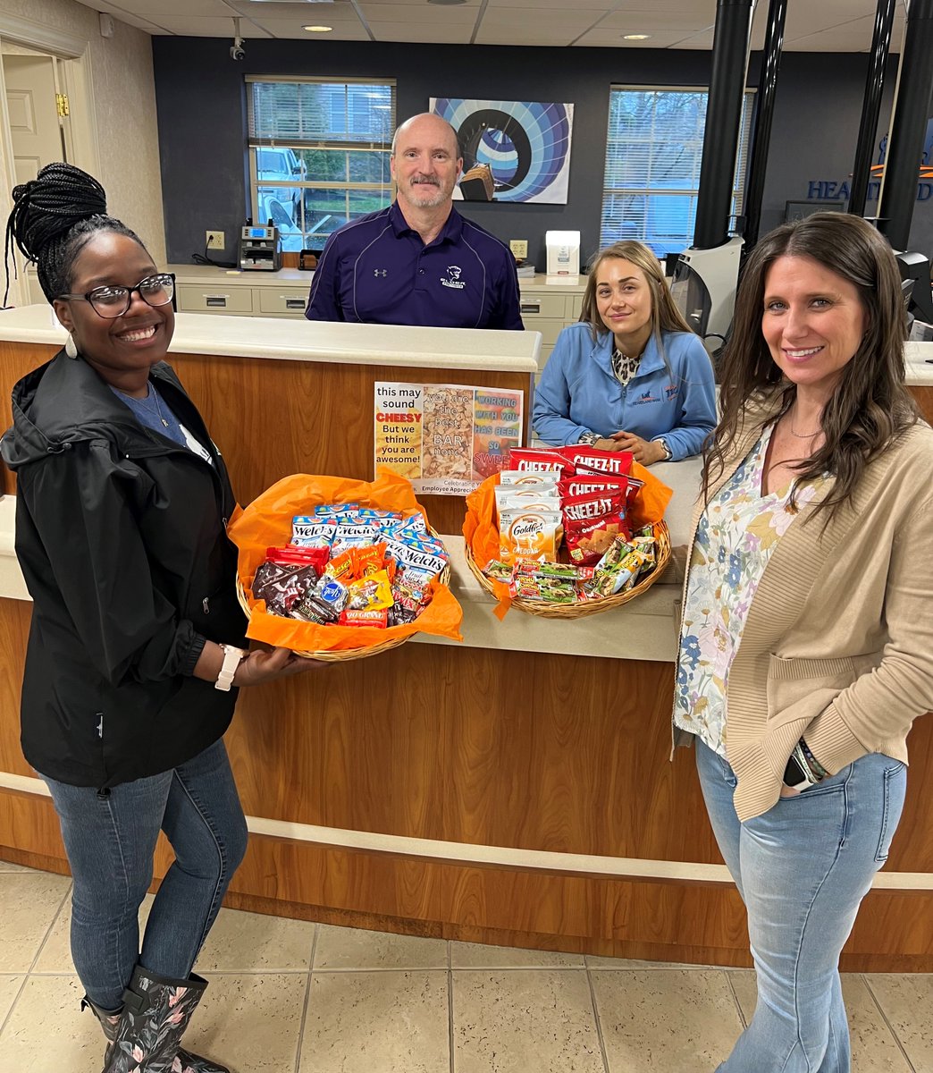 heartlandbank's tweet photo. Happy #EmployeeAppreciationDay to the best team around! From the bottom of our hearts, thank you to our incredible associates for your hard work and commitment to excellence. Your contributions are truly valued, and we couldn't do what we do without you. Here's to you! #SeekValue https://t.co/0HZrXLAlUE