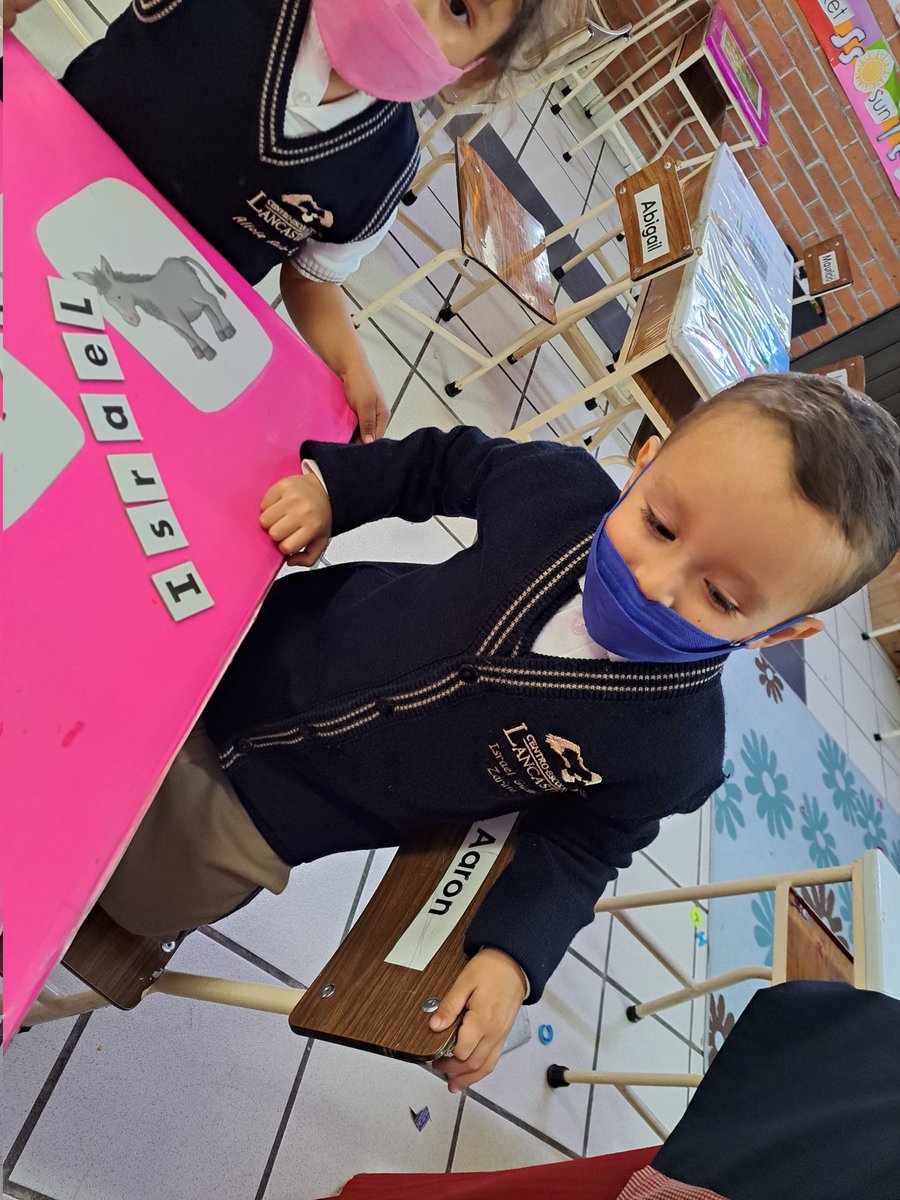 TeacherEliCF's tweet photo. Paddington now can write some first letters of their name, but can they arrange them?

Not all of them, but we are working on it.

@preeslancaster https://t.co/ijHCl2kPwM